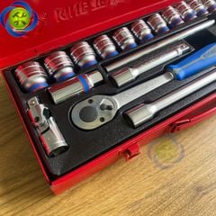 Bộ tuýp 1/2 Kingtony 4528MR có 24 chi tiết hệ mét (10-32mm)
