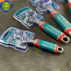 Mỏ lết TOTAL tay cầm bọc nhựa đầy đủ kích thước (6-8-10-12 inch)