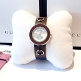 Đồng hồ nữ Gucci 82365