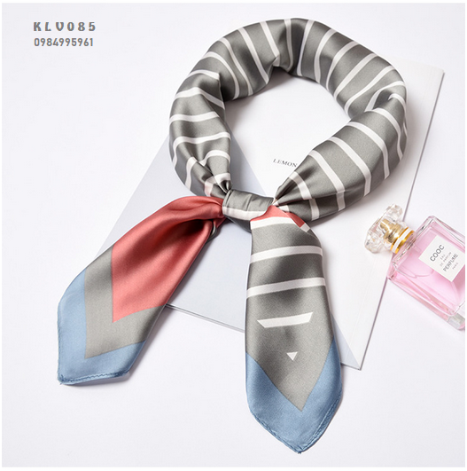 Khăn Lụa Vuông Họa Tiết - Mã KLV085