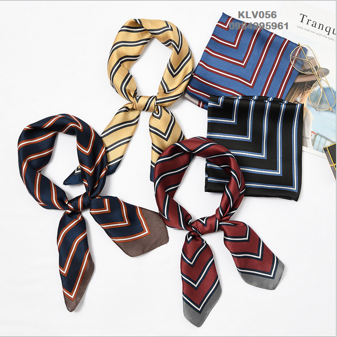 Khăn Lụa Vuông Họa Tiết (KLV056)