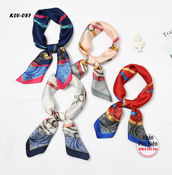 Khăn Lụa Vuông Họa Tiết (KLV087)