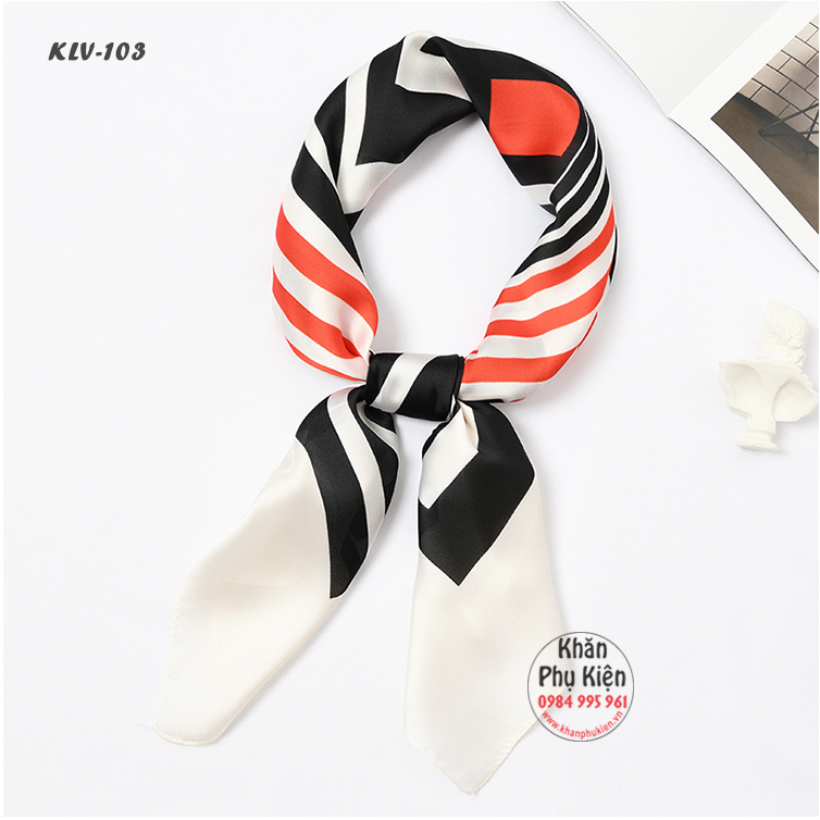 Khăn Lụa Vuông Họa Tiết - Mã KLV103