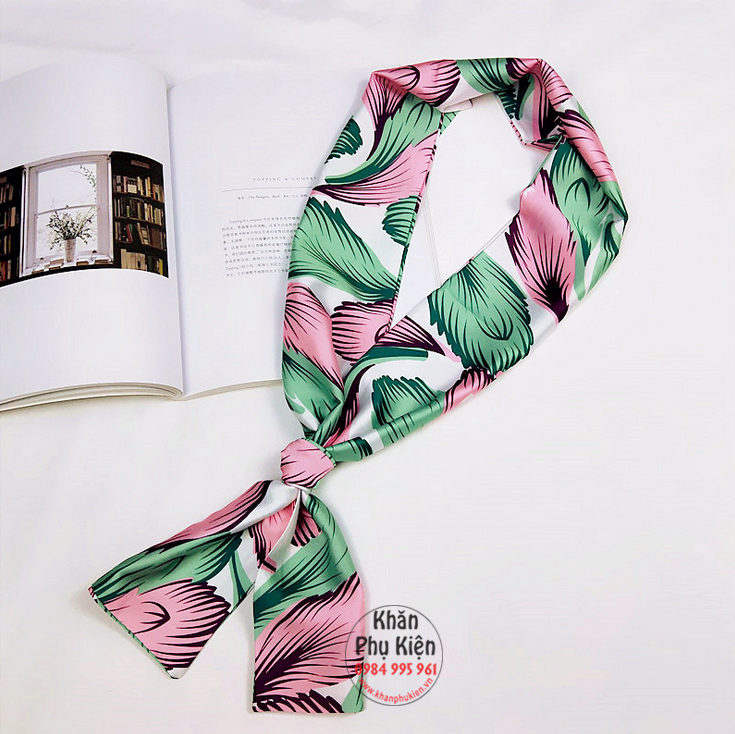 Khăn Quàng Cổ Lụa Satin Họa Tiết