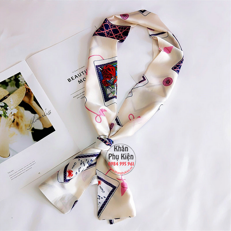 Khăn Quàng Cổ Lụa Satin Họa Tiết