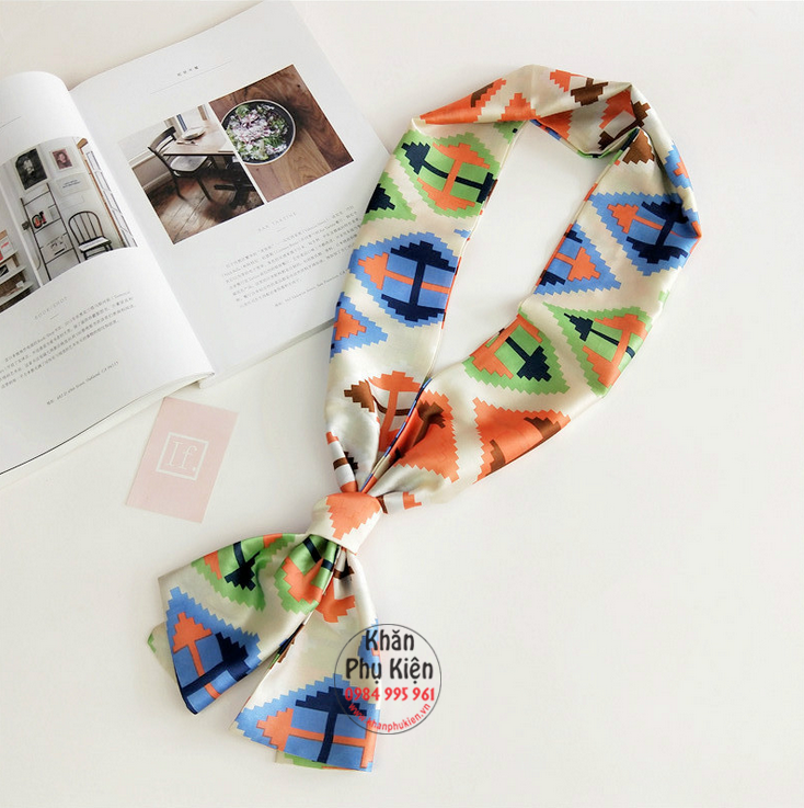 Khăn Quàng Cổ Lụa Satin Họa Tiết