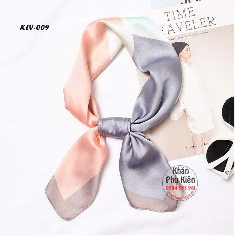 Khăn Lụa Vuông Họa Tiết Bốn Màu - Mã KLV009
