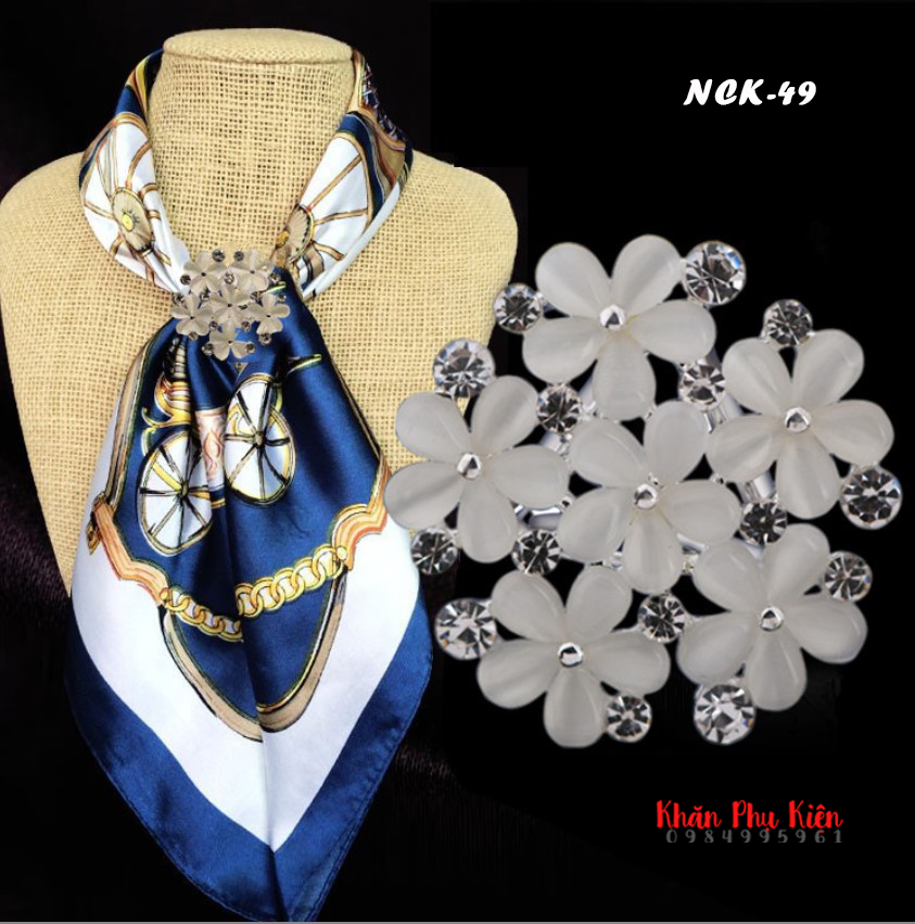 Phụ Kiện Thắt Khăn Lụa (NCK49)