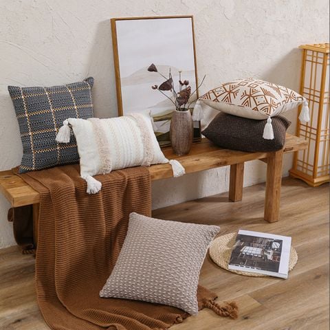 Vỏ Gối Tựa Lưng Sofa Bohemian Tua Rua Đan Len Phối Màu Wabi Sabi