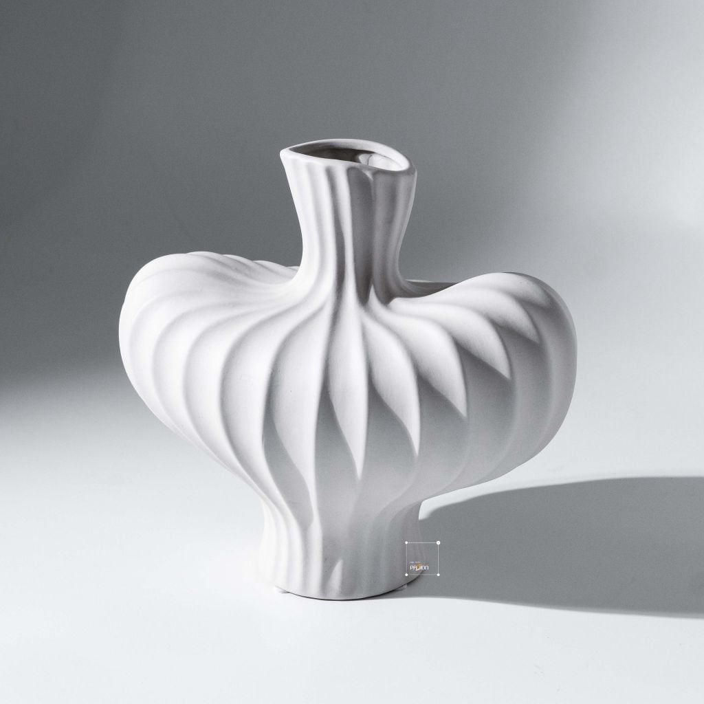 Bình Hoa Gốm Hình Bầu Kiểu Pháp Sang Trọng