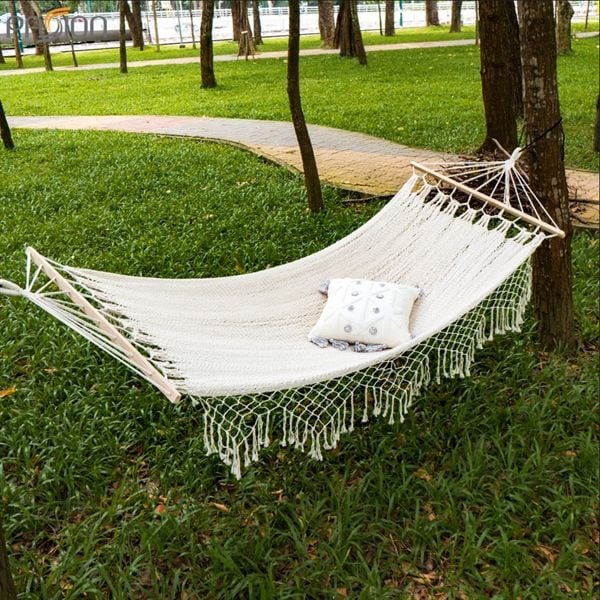 Võng Lưới Thanh Gỗ Tua Rua Boho Trang Trí Ngoài Trời Trang Trí Ngoài Biển 200x100cm