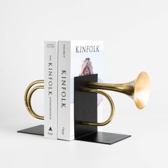 Chặn Sách Décor Hình Kèn Vàng Trang Trí Kệ