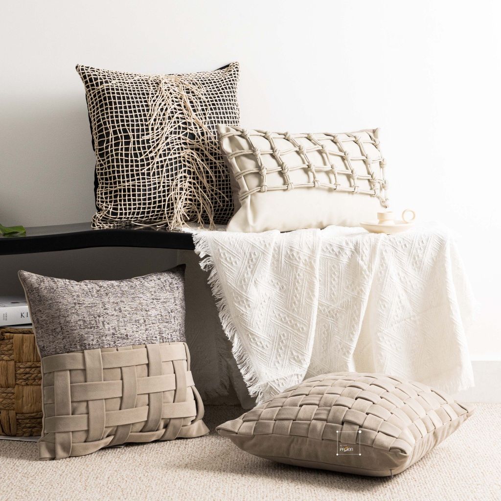 Vỏ Gối Tựa Lưng Sofa Vuông Dệt Thủ Công Cao Cấp Tua Rua Tông Nâu Nhạt