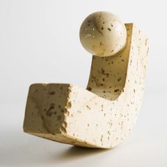 Tượng Décor Phong Cách Wabi Sabi Quả Bóng Tròn Chữ V