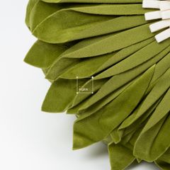 Vỏ Gối Tròn Tựa Lưng Sofa Đính Hoa Hướng Dương Sang Trọng