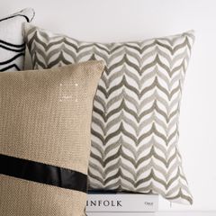 Set Vỏ Gối Tựa Lưng Phong Cách Nâu Be Tối Giản - Set 3