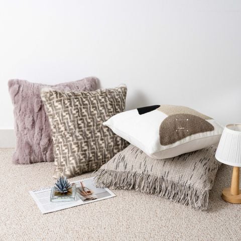 Vỏ Gối Tựa Lưng Sofa Cao Cấp Tông Nâu Tím Sang Trọng