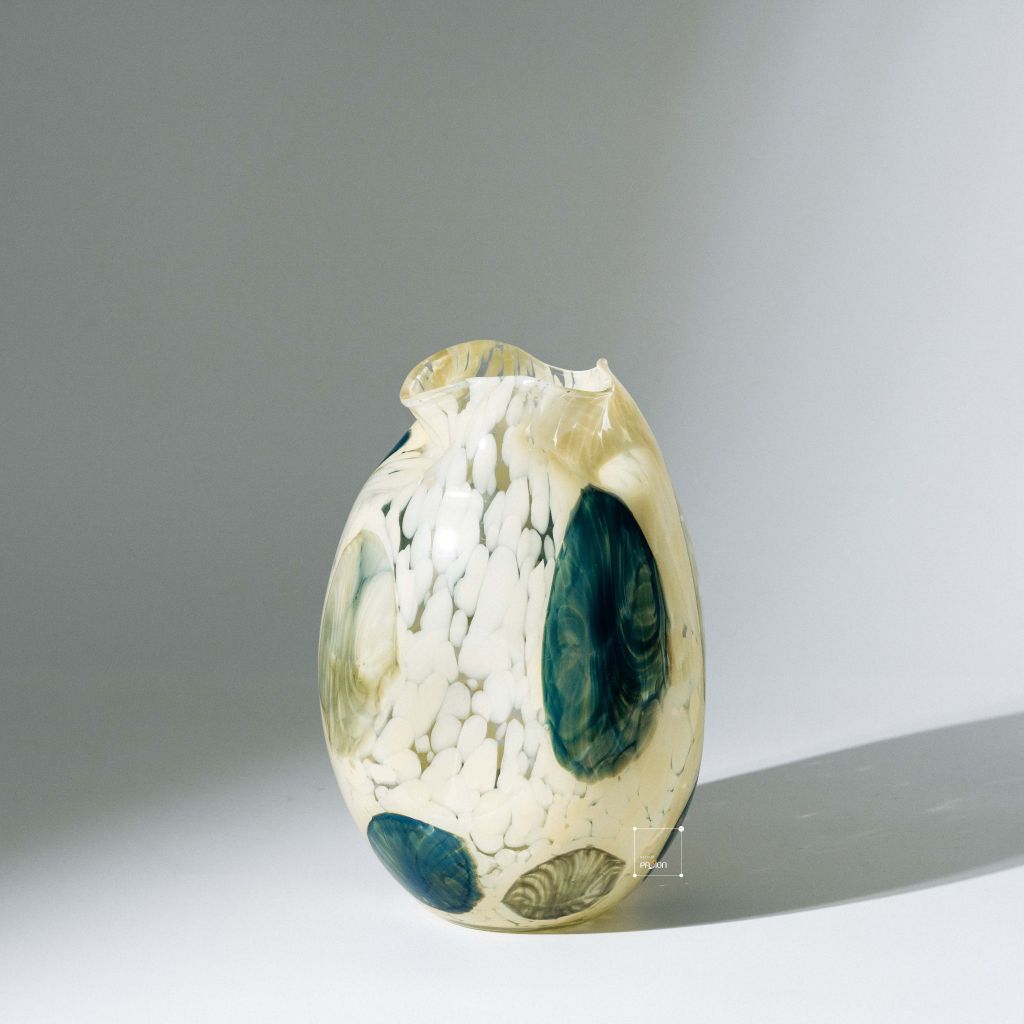 Bình Hoa Thủy Tinh Kết Cấu Lưới Xanh Lam Sang Trọng