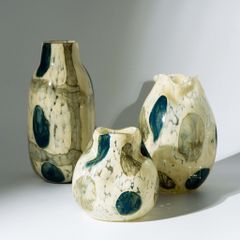 Bình Hoa Thủy Tinh Kết Cấu Lưới Xanh Lam Sang Trọng