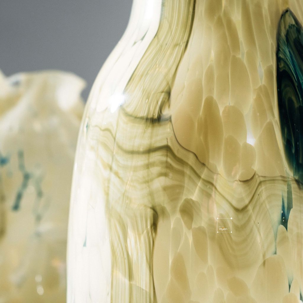 Bình Hoa Thủy Tinh Kết Cấu Lưới Xanh Lam Sang Trọng