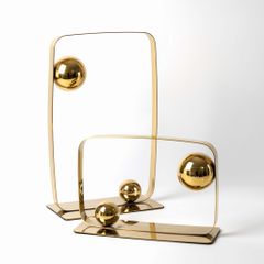 Set 2 Tượng Kim Loại Vàng Phối Bóng Tròn Decor Để Bàn