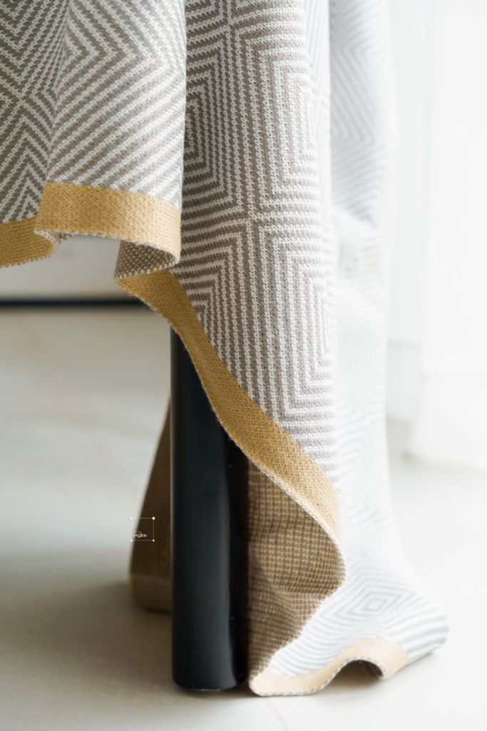 Chăn Thun Len Dệt Kim Decor Tông Xám