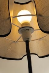 Đèn Bàn Gợn Sóng Hình Cánh Hoa Kiểu Ý