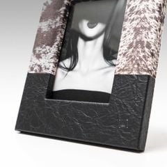 Khung Tranh Decor Để Bàn Phối Lông Thú Da PU