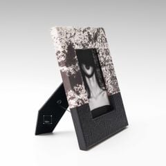 Khung Tranh Decor Để Bàn Phối Lông Thú Da PU