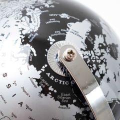 Tượng Decor Quả Địa Cầu Kim Loại Sang Trọng