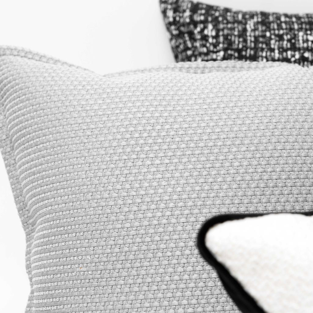 Vỏ Gối Tựa Lưng Sofa Retro Tông Đen Xám Kiểu Mỹ