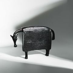 Tượng Decor Nghệ Thuật Tối Giản Hình Ngựa Mặc Áo Giáp