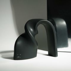 Tượng Decor Hình Xoắn Bằng Gốm Phong Cách Tối Giản