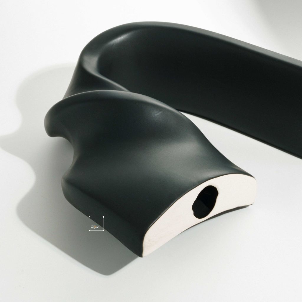 Tượng Decor Hình Xoắn Bằng Gốm Phong Cách Tối Giản