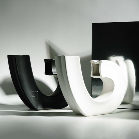 Bình Hoa Decor Kiểu Dáng Móc Nốt Nhạc