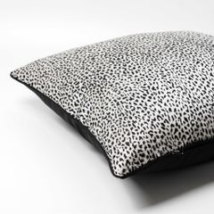 Vỏ Gối Tựa Lưng Trang Trí Thêu Cao Cấp Size 50cm - Xám Beo