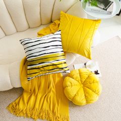 Set Gối Tựa Lưng Phối Khăn Phủ Sofa Tông Vàng 01