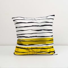 Set Gối Tựa Lưng Phối Khăn Phủ Sofa Tông Vàng 01