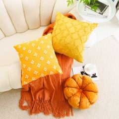 Set Gối Tựa Lưng Phối Khăn Phủ Sofa Tông Vàng 04