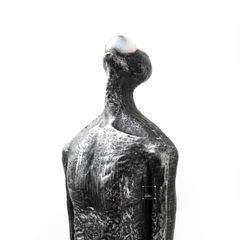 Tượng Điêu Khắc Bán Thân Giọt Nước Trang Trí