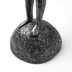 Tượng Điêu Khắc Bán Thân Giọt Nước Trang Trí