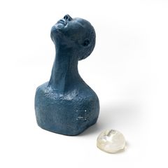 Tượng Điêu Khắc Bán Thân Giọt Nước Trang Trí