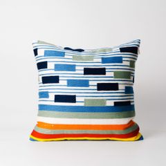Vỏ Gối Tựa Lưng Thêu Nổi Họa Tiết Color Block Xanh Vàng