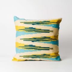 Vỏ Gối Tựa Lưng Thêu Nổi Họa Tiết Color Block Xanh Vàng