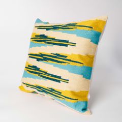 Vỏ Gối Tựa Lưng Thêu Nổi Họa Tiết Color Block Xanh Vàng