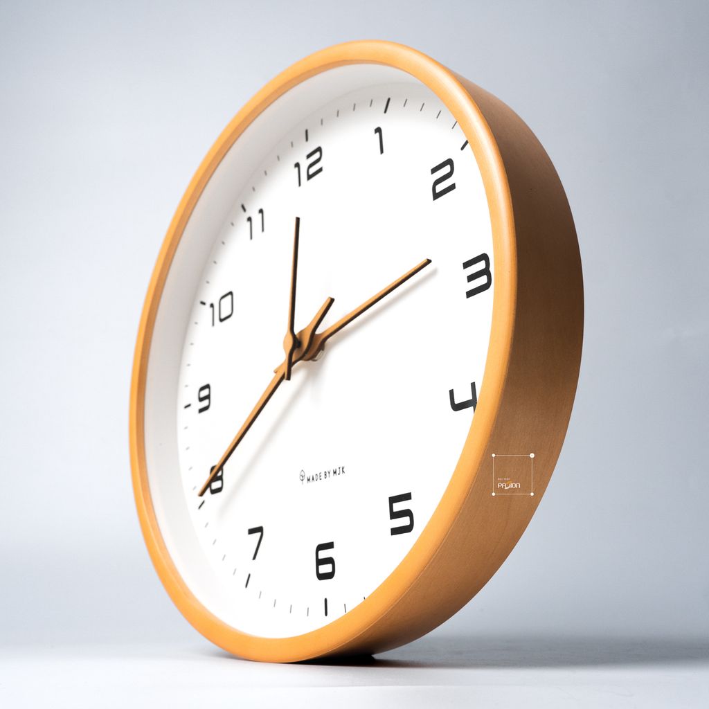 Đồng Hồ Gỗ Treo Tường Solid Wood Có Kim Giây Hàn Quốc