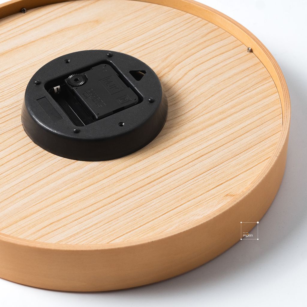 Đồng Hồ Gỗ Treo Tường Solid Wood Có Kim Giây Hàn Quốc