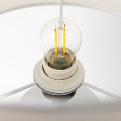 Đèn Bàn Phòng Ngủ Sang Trọng Trắng Queen