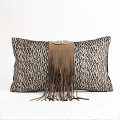 Vỏ Gối Tựa Lưng Trang Trí Tông Đen Cao Cấp