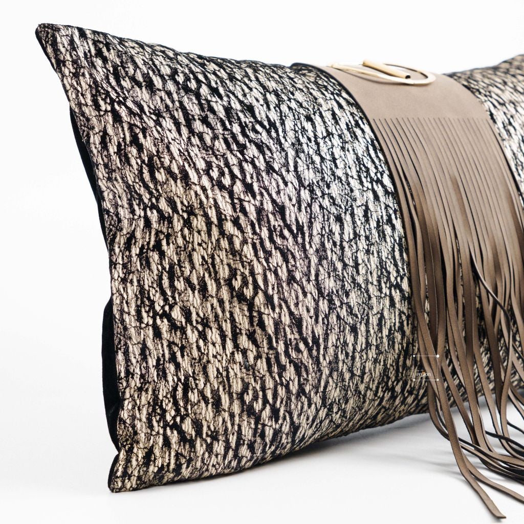 Vỏ Gối Tựa Lưng Trang Trí Tông Đen Cao Cấp